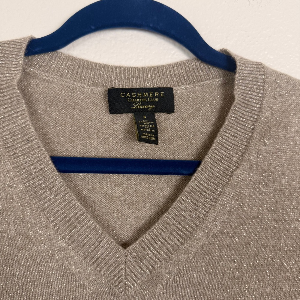 Charter Club Cashmere V-Neck Sweater Womens S Champagne Gold Minimalist Shimmer - Picture 7 of 8